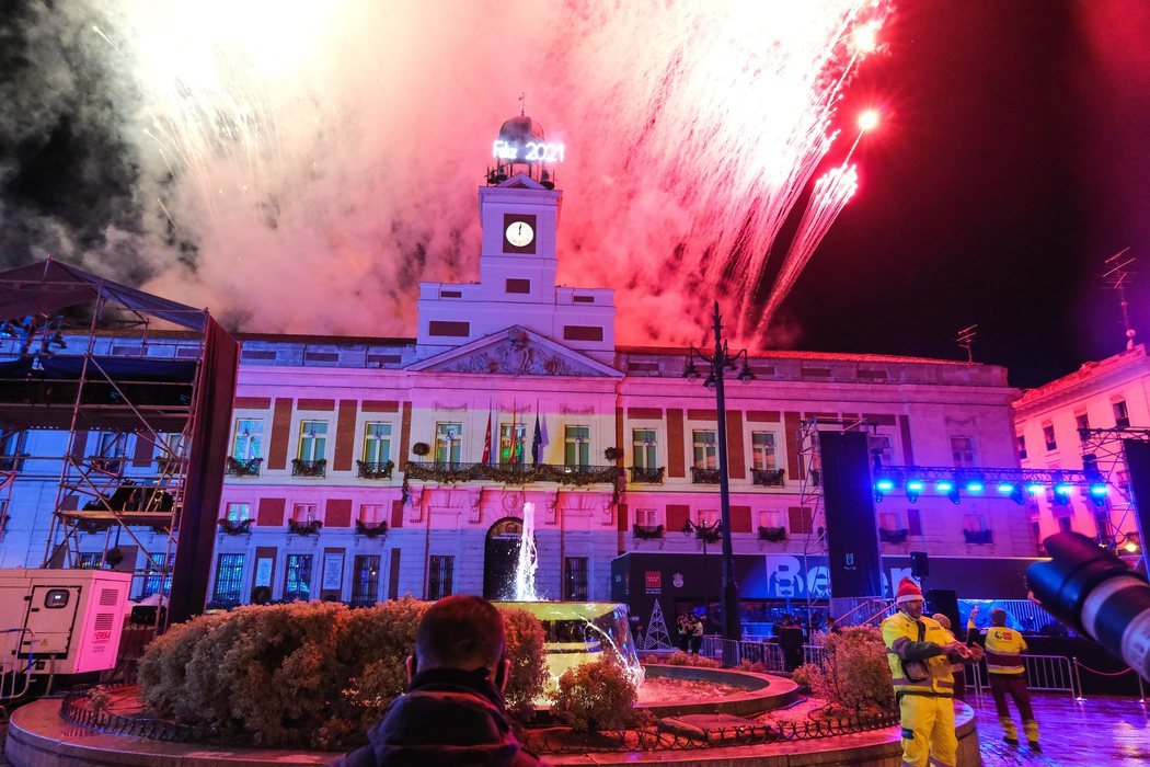 La Puerta del Sol de Madrid, vacía para recibir 2021