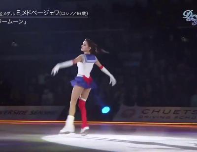 La actuación de patinaje de la fan de 'Sailor Moon'